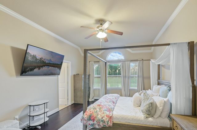 103 W Wading Pond Circle, Tomball, TX 77375
