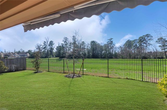 103 W Wading Pond Circle, Tomball, TX 77375