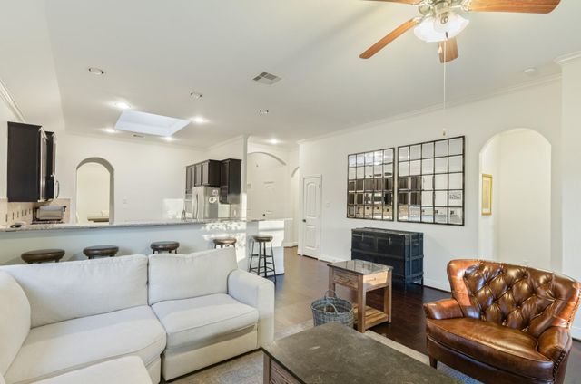 103 W Wading Pond Circle, Tomball, TX 77375