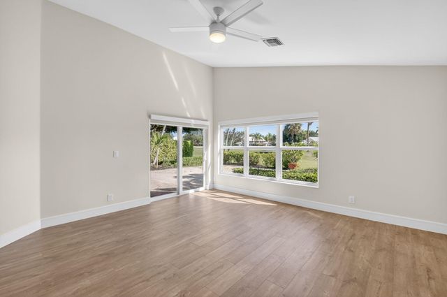 11801 Fountainside Circle, Boynton Beach, FL 33437