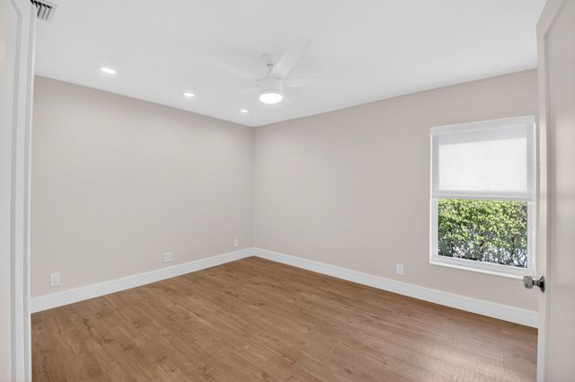 11801 Fountainside Circle, Boynton Beach, FL 33437