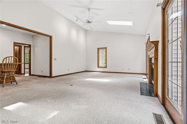 1524 Whittier Street NE, Canton, OH 44721