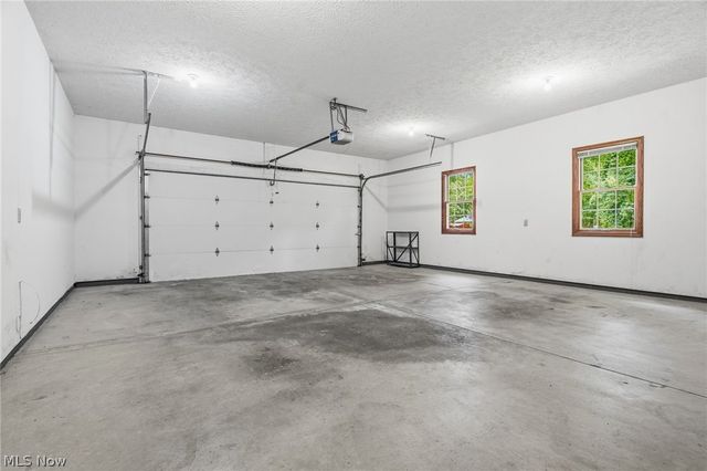 1524 Whittier Street NE, Canton, OH 44721