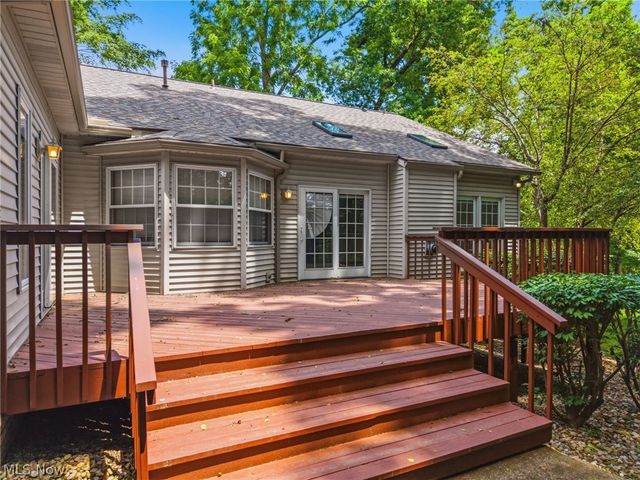 1524 Whittier Street NE, Canton, OH 44721