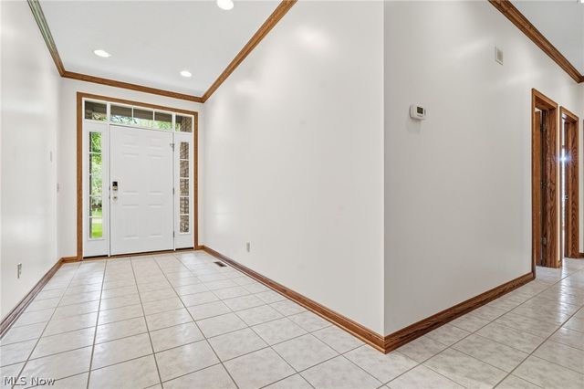 1524 Whittier Street NE, Canton, OH 44721