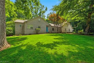 1524 Whittier Street NE, Canton, OH 44721