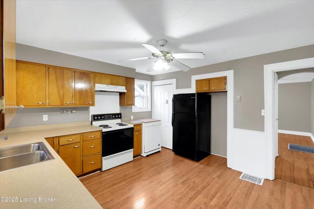 113 S Madison Ave, Louisville, KY 40243