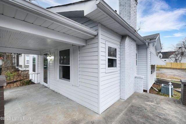 113 S Madison Ave, Louisville, KY 40243