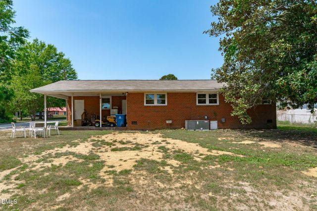 995 Shawtown Road, Lillington, NC 27546