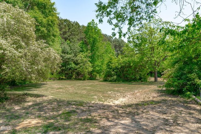 995 Shawtown Road, Lillington, NC 27546