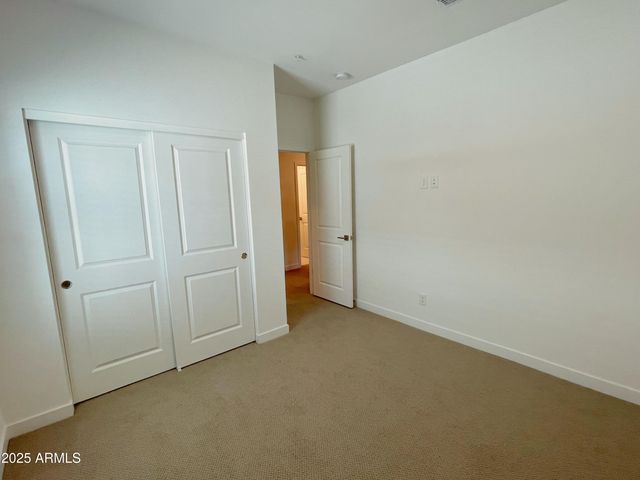 28065 N 28th Avenue, Phoenix, AZ 85085