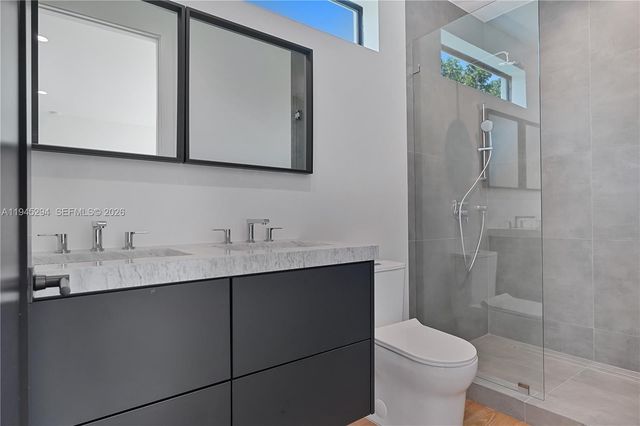 355 NW 50th St, Miami, FL 33127