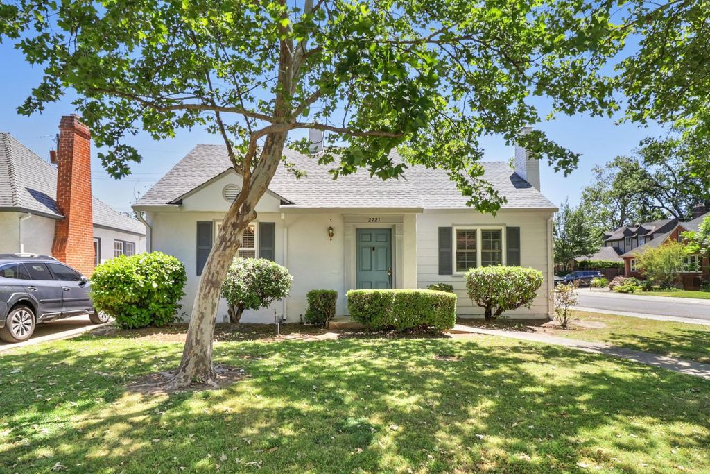 2721 22nd St, Sacramento, CA 95818