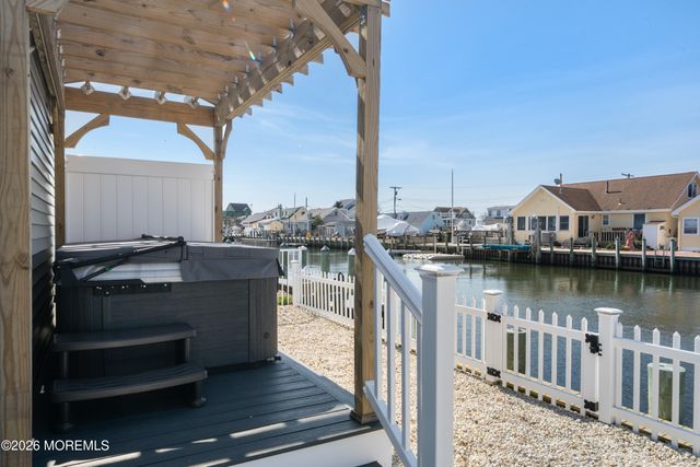 126 Bonita Road, Waretown, NJ 08758