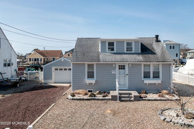 126 Bonita Road, Waretown, NJ 08758