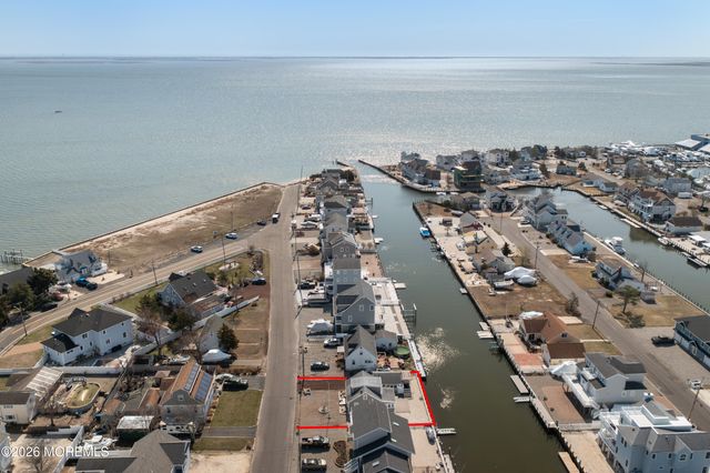 126 Bonita Road, Waretown, NJ 08758