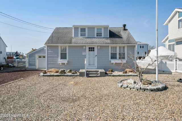 126 Bonita Road, Waretown, NJ 08758