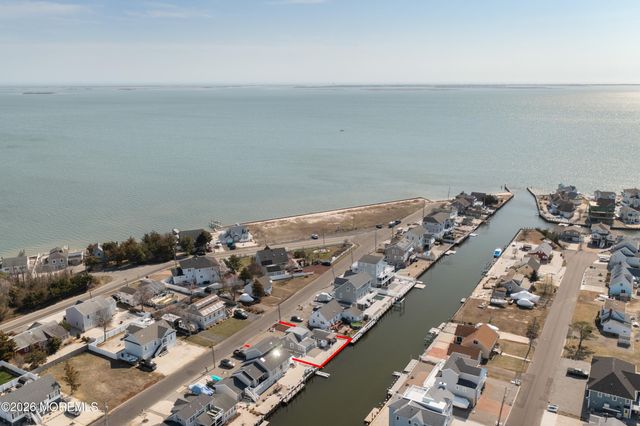 126 Bonita Road, Waretown, NJ 08758