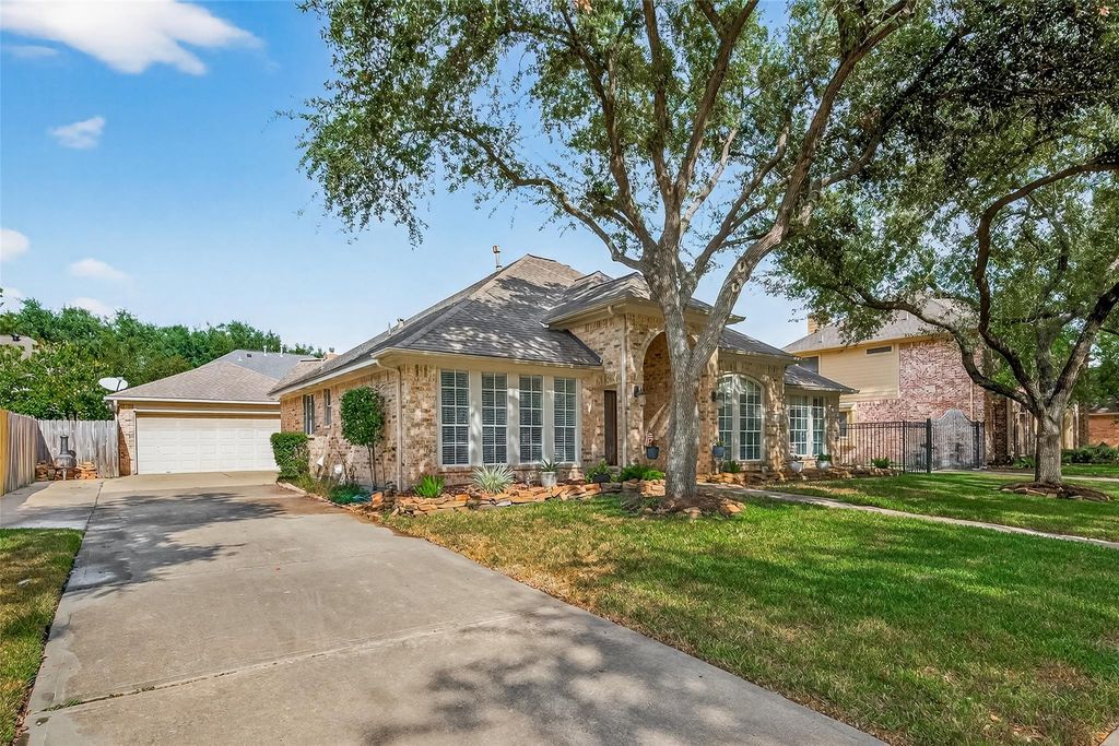 17518 Heartwind Court, Houston, TX 77095