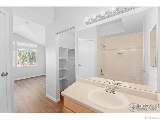 6001 S Yosemite Street J301, Greenwood Village, CO 80111