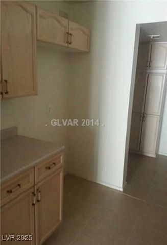 8453 VAST HORIZON Avenue, Las Vegas, NV 89129