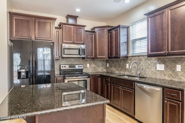 183 Warren Lake Road, Aberdeen, NC 28315