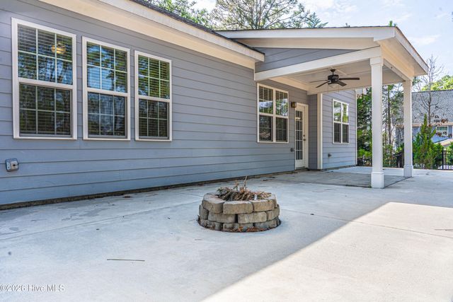 183 Warren Lake Road, Aberdeen, NC 28315