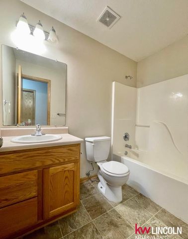 6804 Whitewater Lane, Lincoln, NE 68521