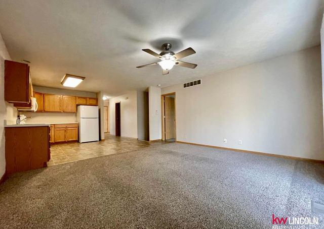 6804 Whitewater Lane, Lincoln, NE 68521