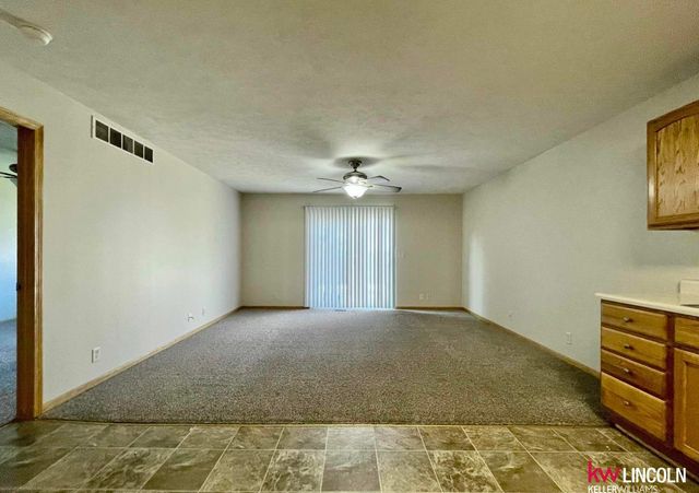 6804 Whitewater Lane, Lincoln, NE 68521