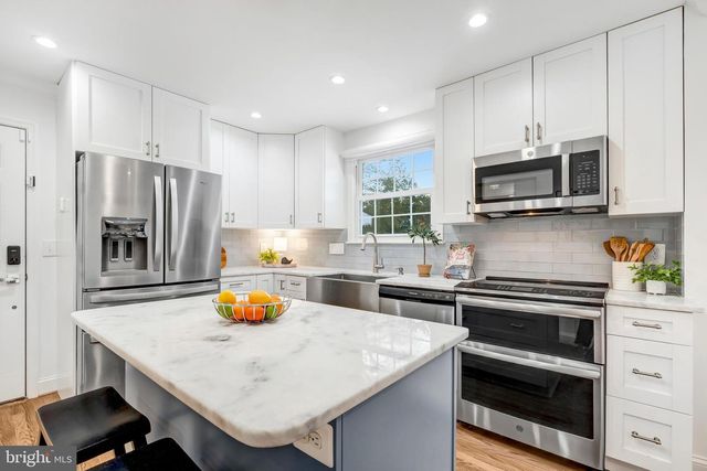 10215 COMMONWEALTH BLVD, Fairfax, VA 22032