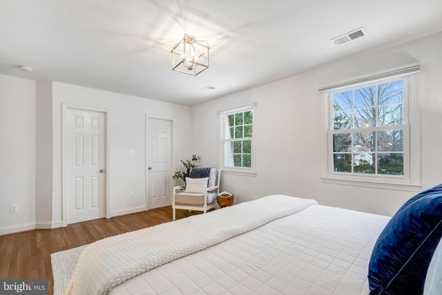 10215 COMMONWEALTH BLVD, Fairfax, VA 22032