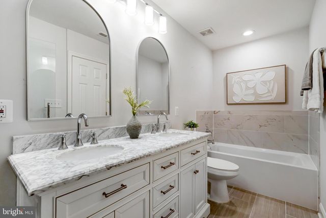 10215 COMMONWEALTH BLVD, Fairfax, VA 22032