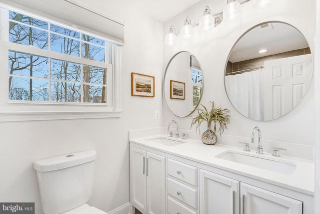 10215 COMMONWEALTH BLVD, Fairfax, VA 22032