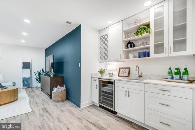 10215 COMMONWEALTH BLVD, Fairfax, VA 22032