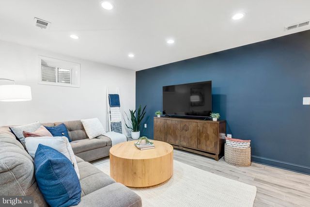 10215 COMMONWEALTH BLVD, Fairfax, VA 22032