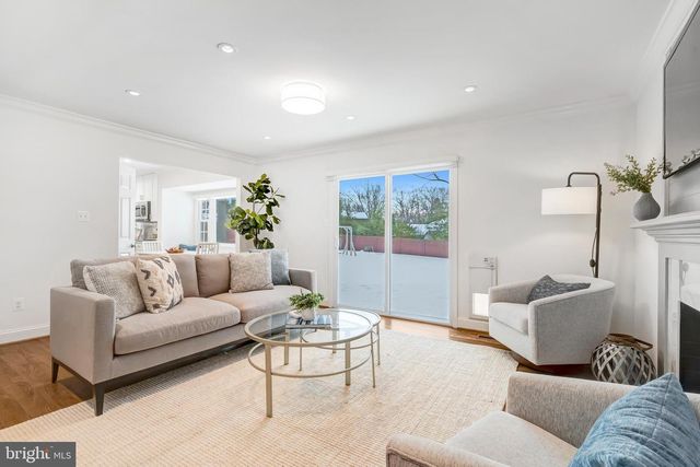 10215 COMMONWEALTH BLVD, Fairfax, VA 22032