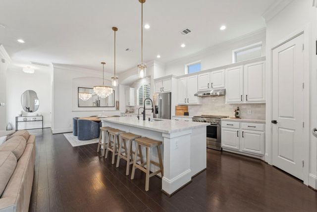 8213 Cabernet Lane, Houston, TX 77055