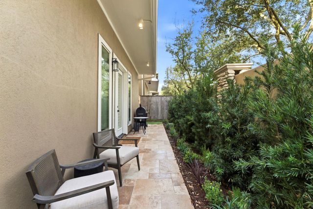 8213 Cabernet Lane, Houston, TX 77055