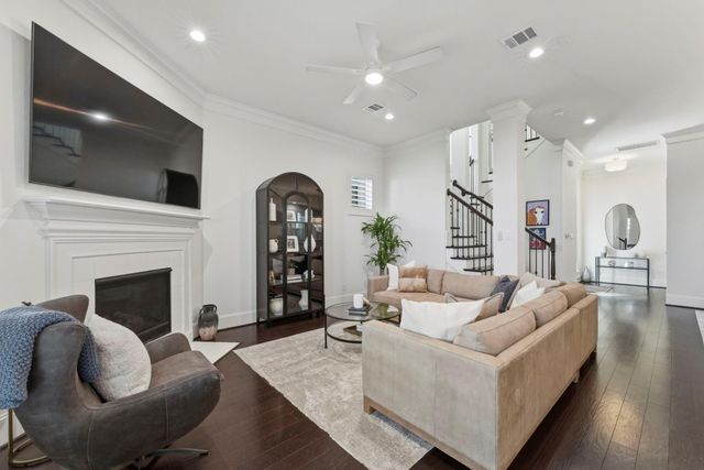 8213 Cabernet Lane, Houston, TX 77055