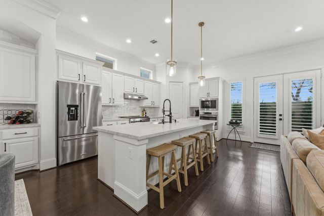 8213 Cabernet Lane, Houston, TX 77055