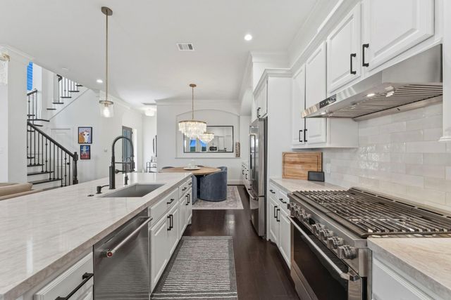 8213 Cabernet Lane, Houston, TX 77055