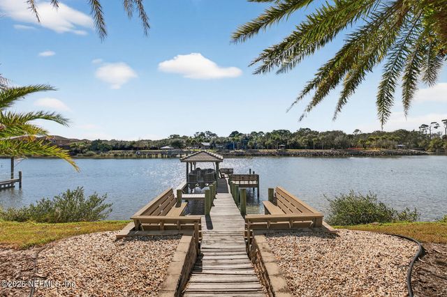 7 CAPRI Court, Palm Coast, FL 32137