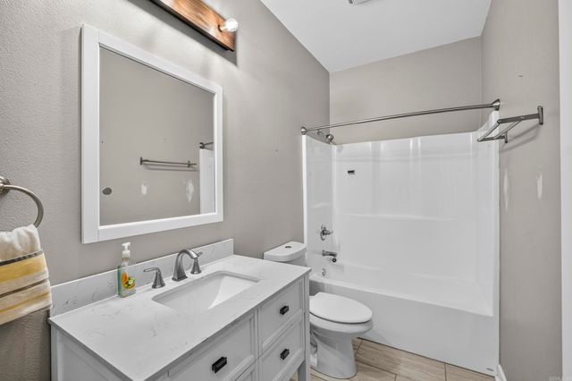 5529 Village Trace, Benton, AR 72019