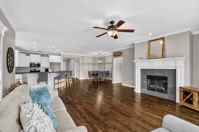 5529 Village Trace, Benton, AR 72019