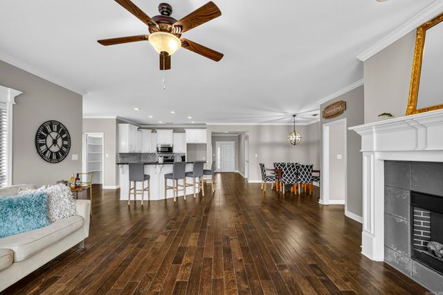 5529 Village Trace, Benton, AR 72019