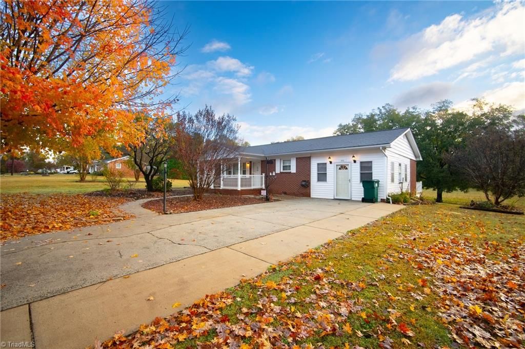 445 Garland Drive, Lexington, NC 27295