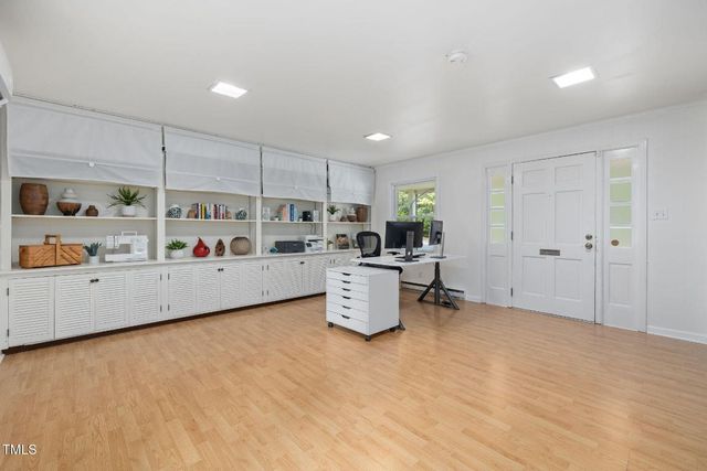 700 Tinkerbell Road, Chapel Hill, NC 27517