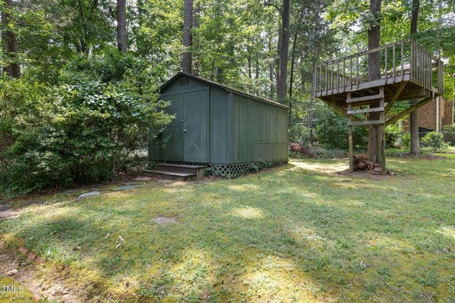 700 Tinkerbell Road, Chapel Hill, NC 27517