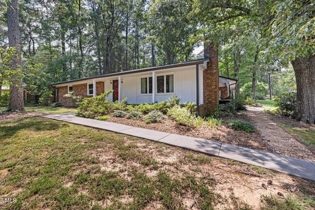 700 Tinkerbell Road, Chapel Hill, NC 27517
